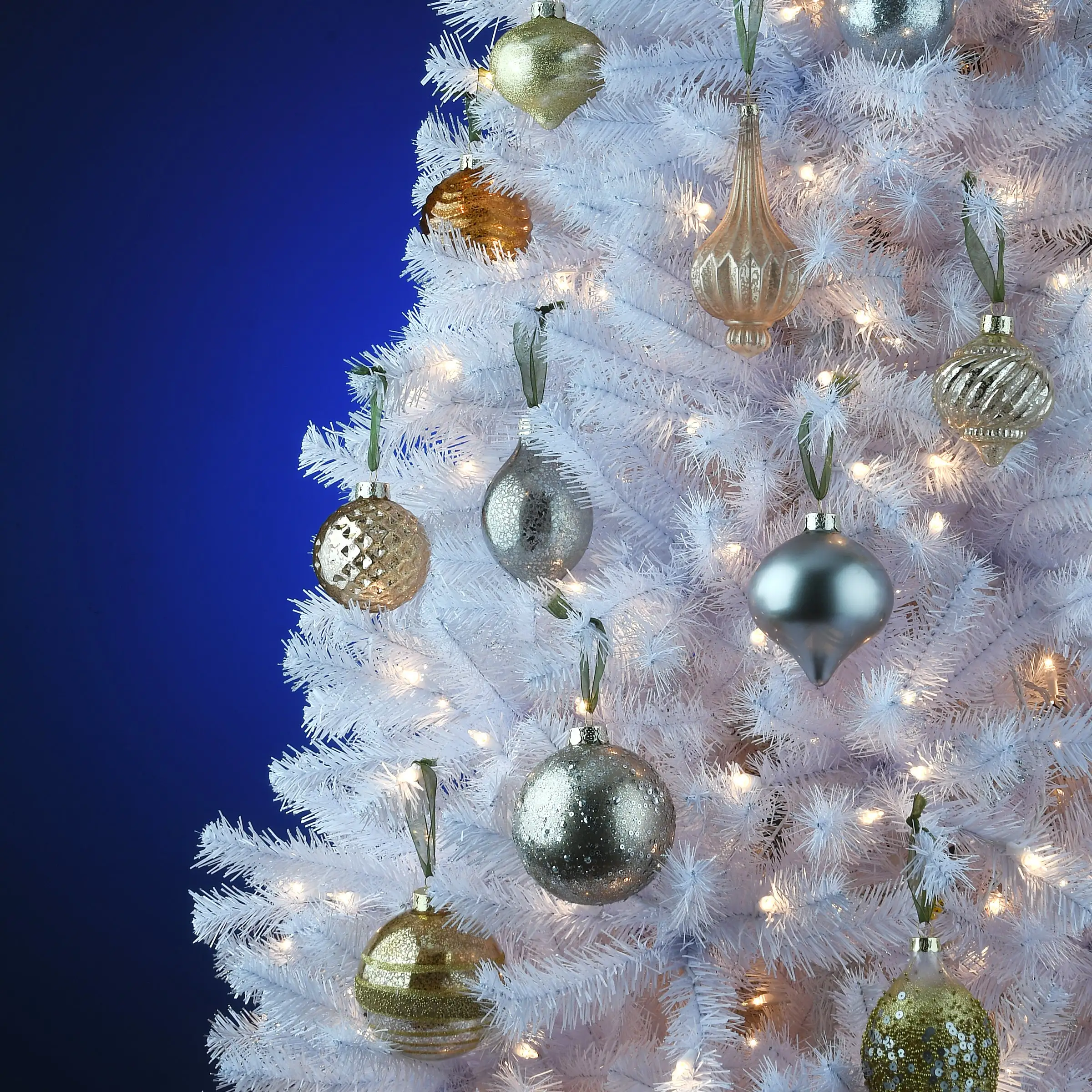 National Tree Company 20-Piece Christmas Tree Ornament Set, Yuletide Glam Collection - Image 2